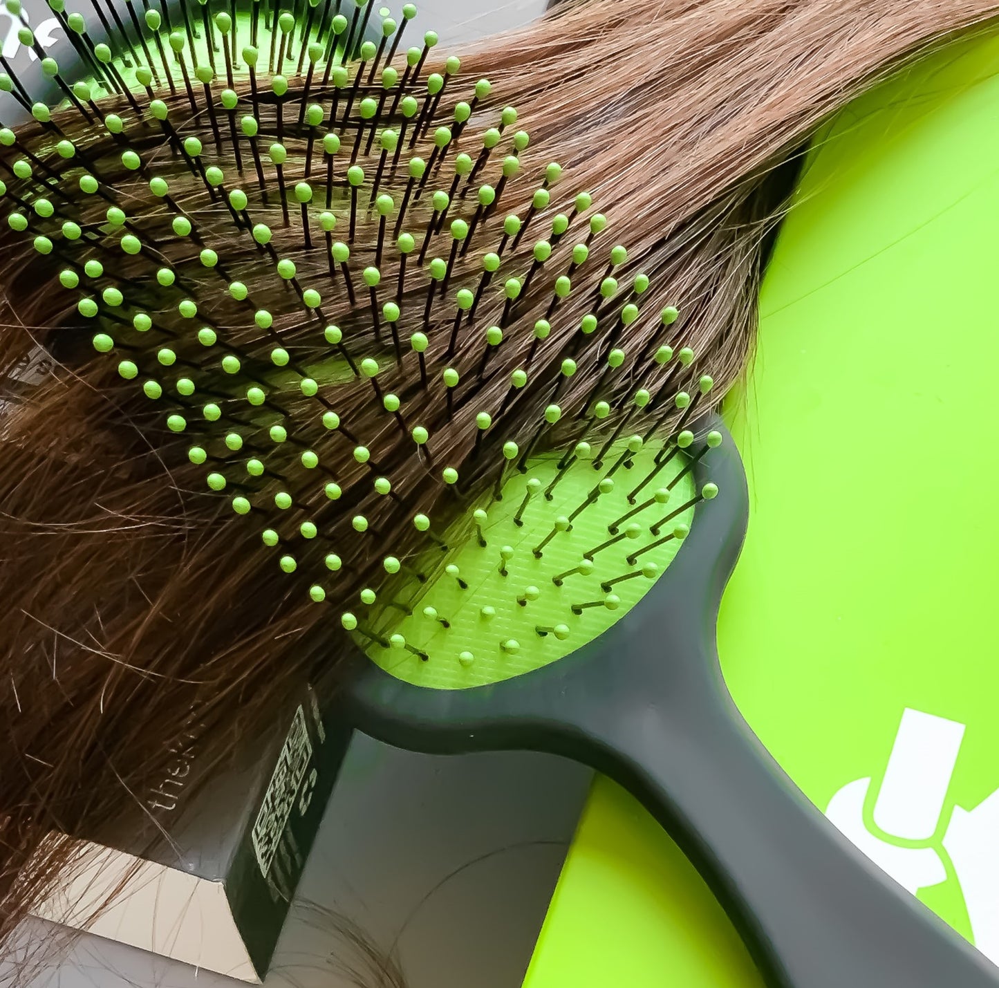 The Green Pro Hairbrush - The Knot Dr.