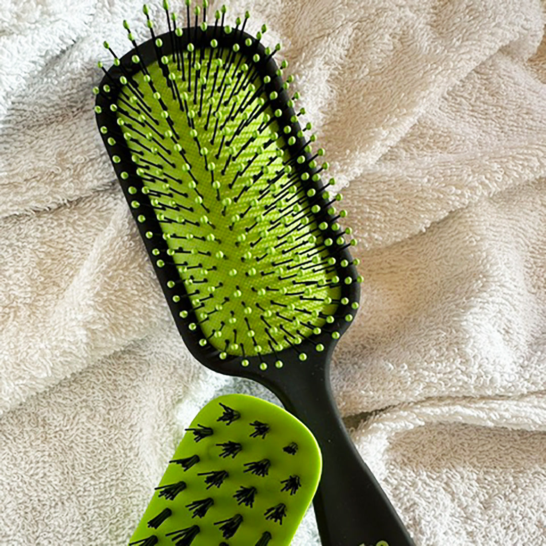 The Green Pro Hairbrush